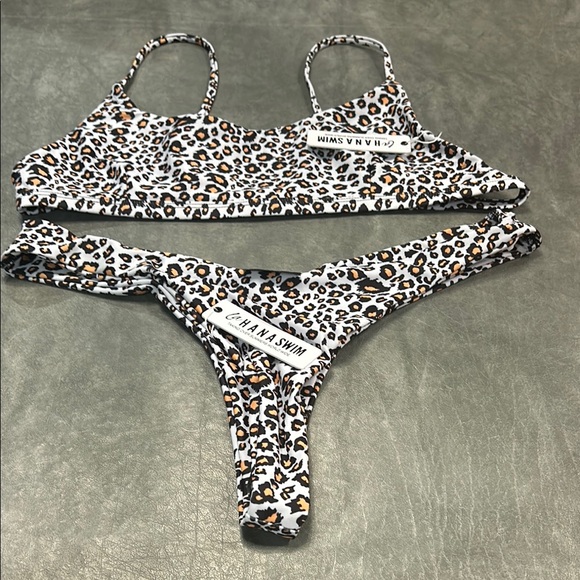 La Hana Swim Leopard Bikini - Picture 2 of 4